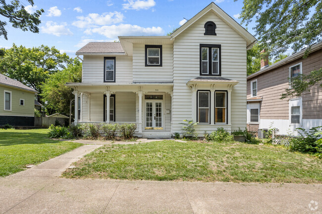 Building Photo - 1874 House