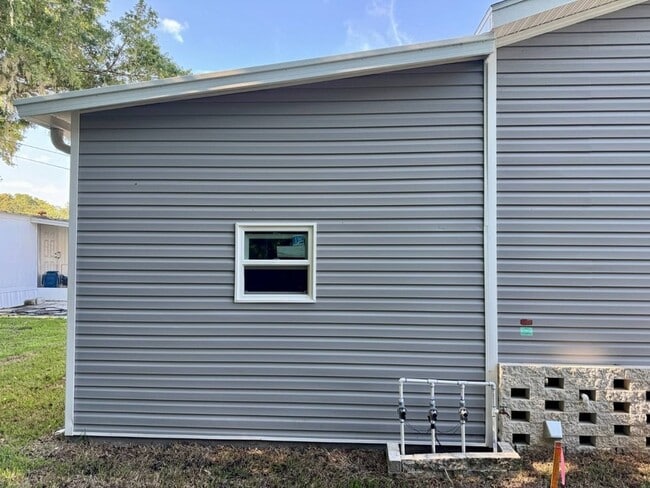 Photo - 843 E Colonial Cir