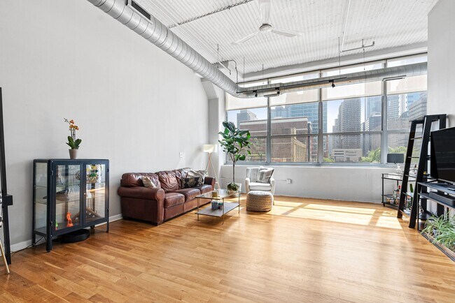 Photo - 2200 Arch St Unit 409