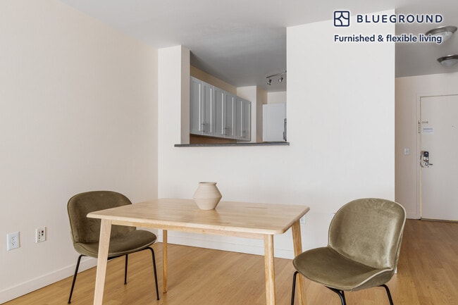 Photo - 938 110th Ave NE Unit FL4-ID373