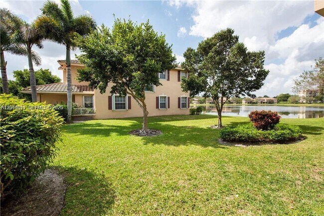 Photo - 3371 Lakeside Dr