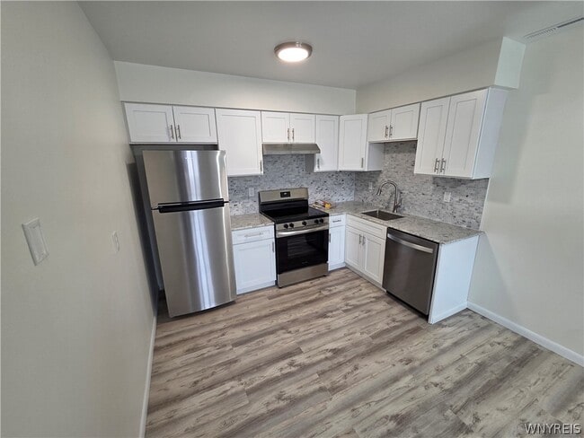 Photo - 255 Portage Rd