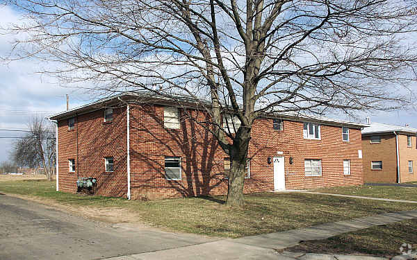 Hunters Run - Hunters Run Apartments