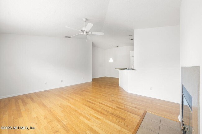 Photo - 168 Jardin De Mer Pl Unidad 168