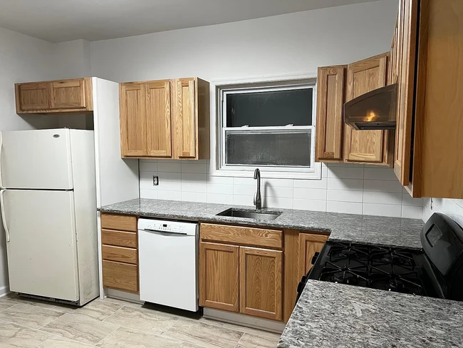 Photo - 50 N Pine Ave Apartments Unit 1