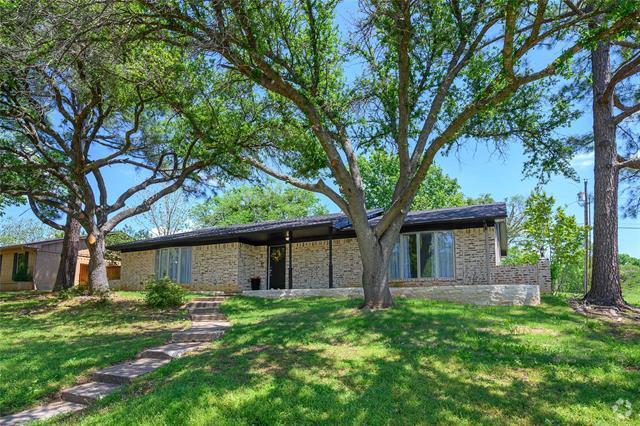 Building Photo - 724 Briarwood Dr Rental