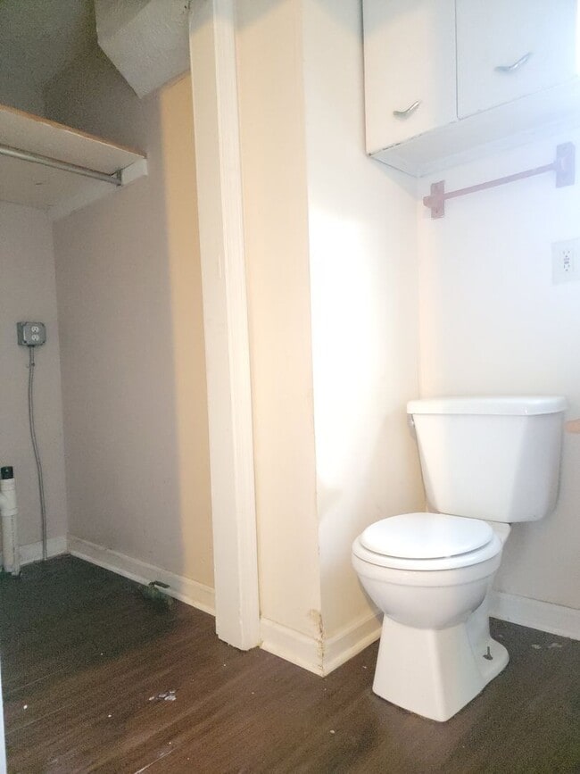 Photo - 2 Bedroom Single Family Home Alert!!!