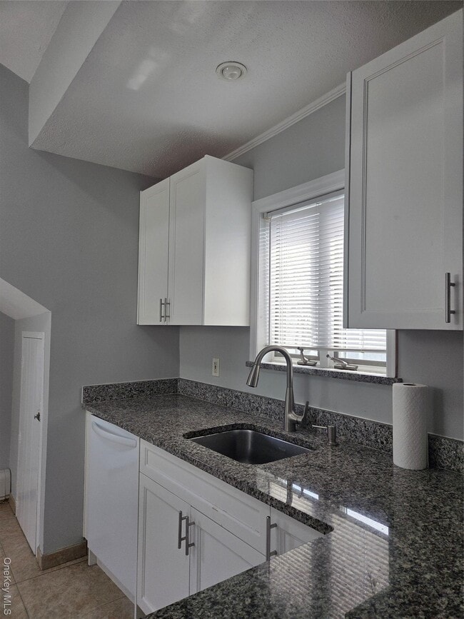 Photo - 58 Juniper Rd