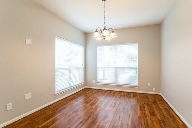 Photo - 1815 Adriana Ln