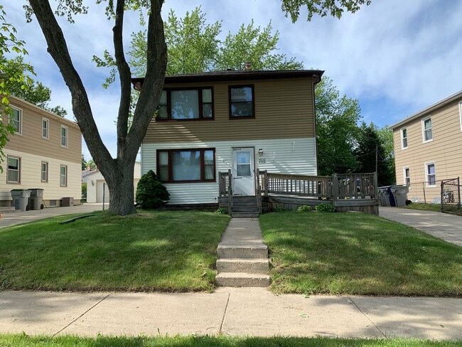 Building Photo - 4710 W Howard Ave - 4708 Lower Rental