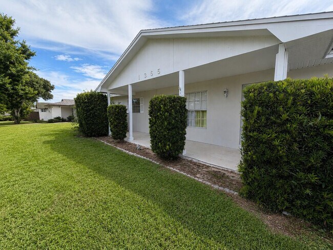 Photo - 1365 29th Ave