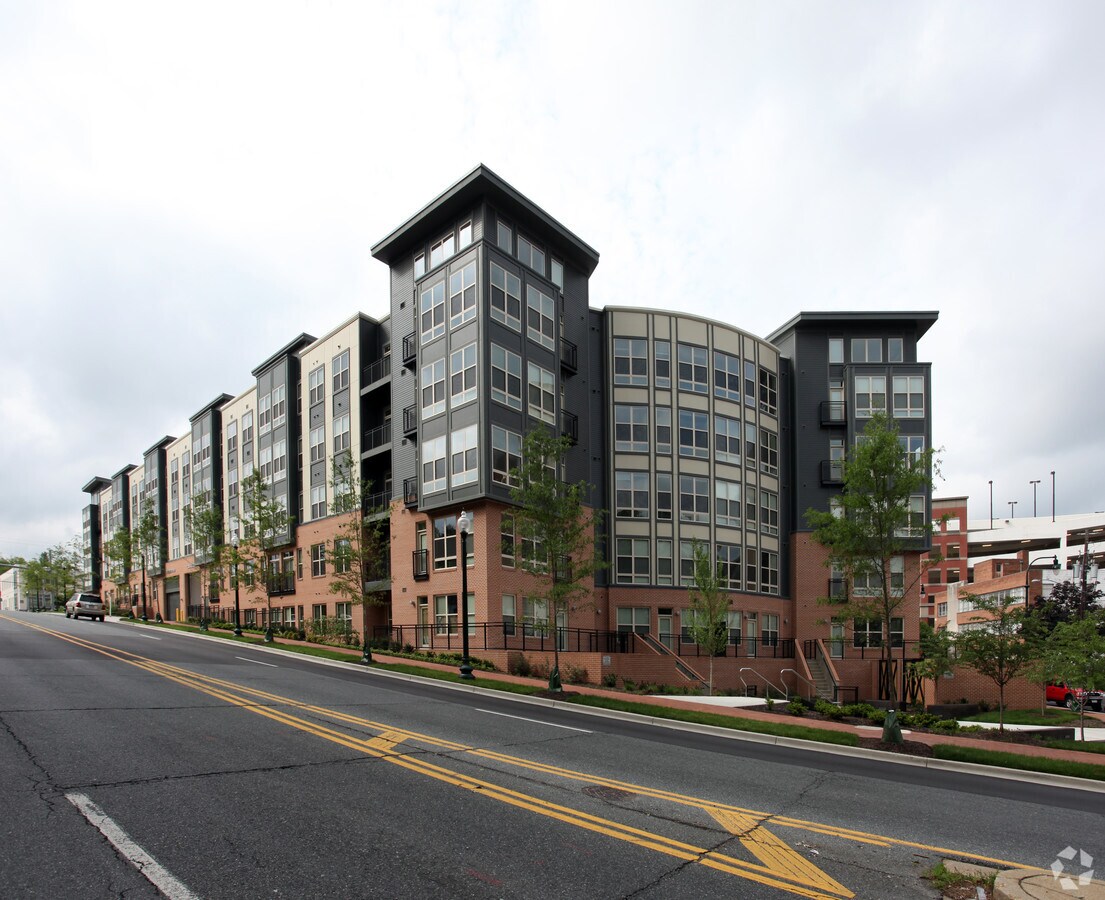 The Citron Apartments For Rent In Silver Spring