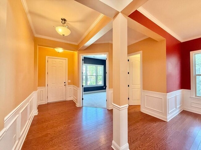 Photo - 1140 Litchborough Way