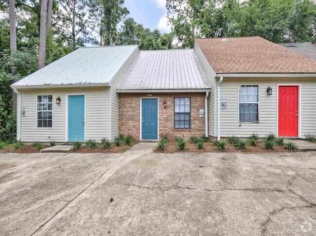 Building Photo - 948 S Lipona Rd Rental