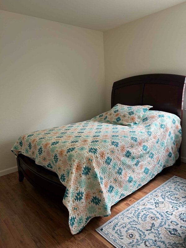 Photo - 1320 Rosana Way