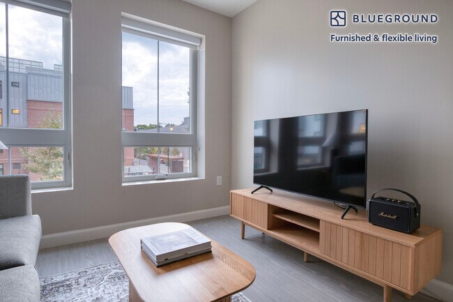 21 Charles St Unit SI FL2-ID918