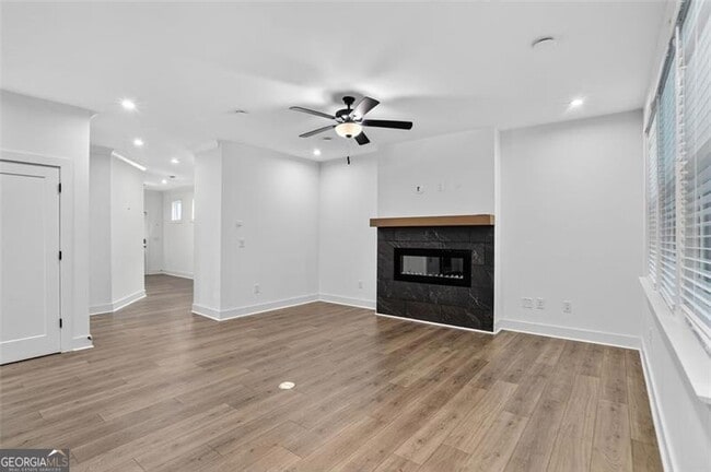 Photo - 608 Avondale Pk Cir
