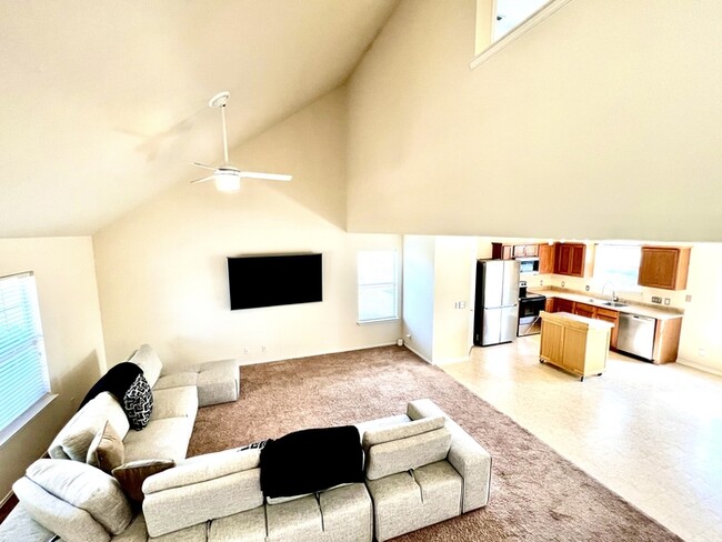 !!!MOVE IN SPECIAL: 50% OFF on 1st Month's... - !!!MOVE IN SPECIAL: 50% OFF on 1st Month's... Casa