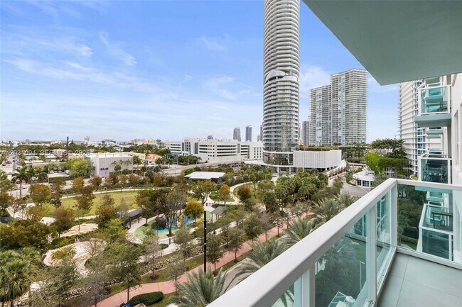Building Photo - 650 West Ave Unit 908