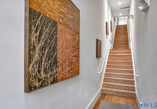 Photo - 105 E Broad St Unit 2B