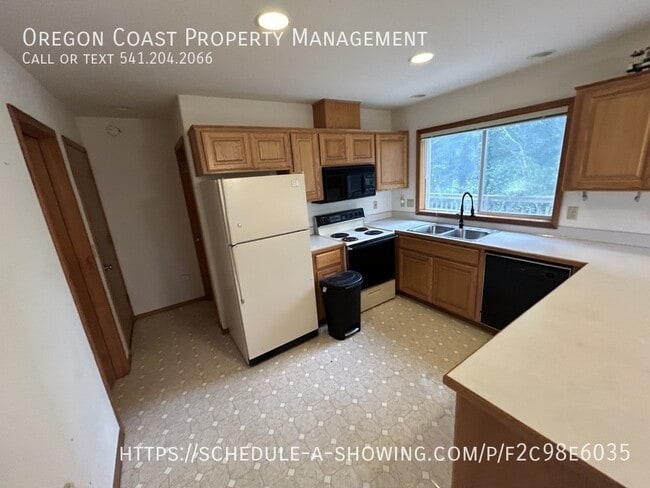 Photo - 185 S Palisade St