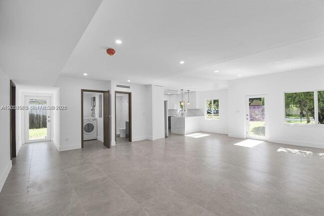 Photo - 7902 SW 67th Ave