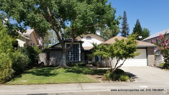 Building Photo - Antelope, 3 Bedroom 1450sq ft, New Paint, ... Rental