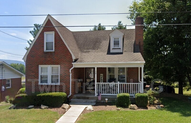 Photo - 117 Shannon Ave House