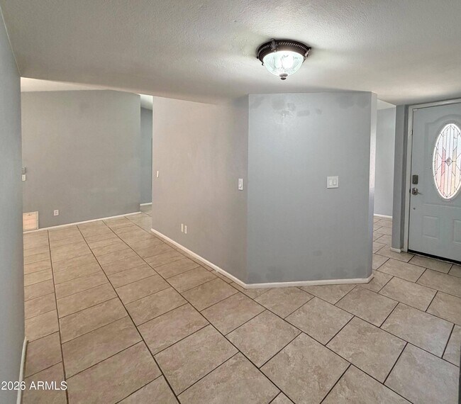 Photo - 11815 N 65th Ave