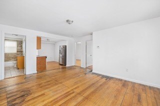 Photo - 170 Almy St Unit 1R