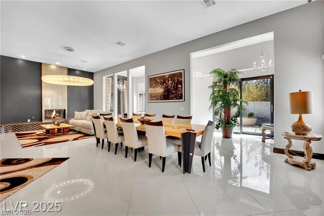 Photo - 1012 Granger Farm Way