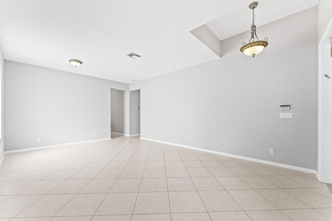 Photo - 443 Belle Grove Ln