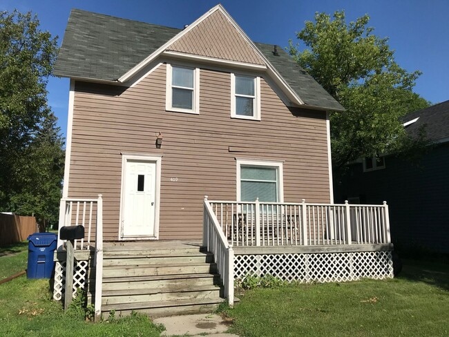 Building Photo - 409/411 S Maple Unit 409