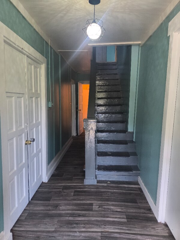 Photo - 420 M.L.K. Blvd S