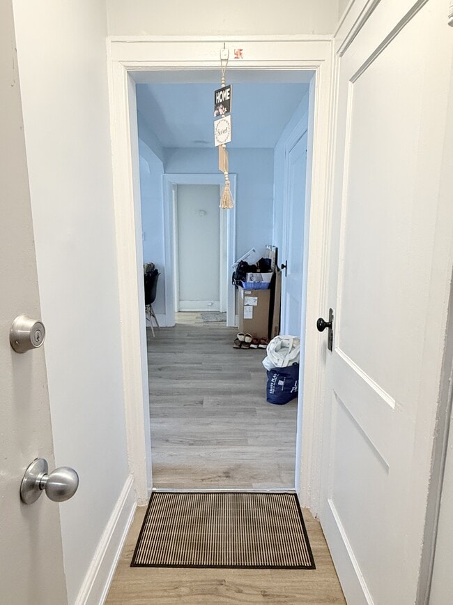 Photo - 74 Hanna St W Unit 1 B