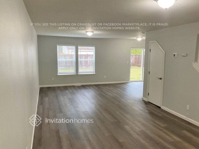 Photo - 1517 Fir St NE