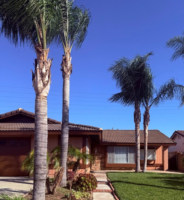 Photo - 2920 Bixby Dr (Riverside, CA)