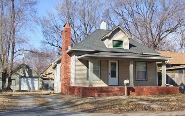 2 Bedroom, 1 Bathroom House coming soon. - 2 Bedroom, 1 Bathroom House coming soon.