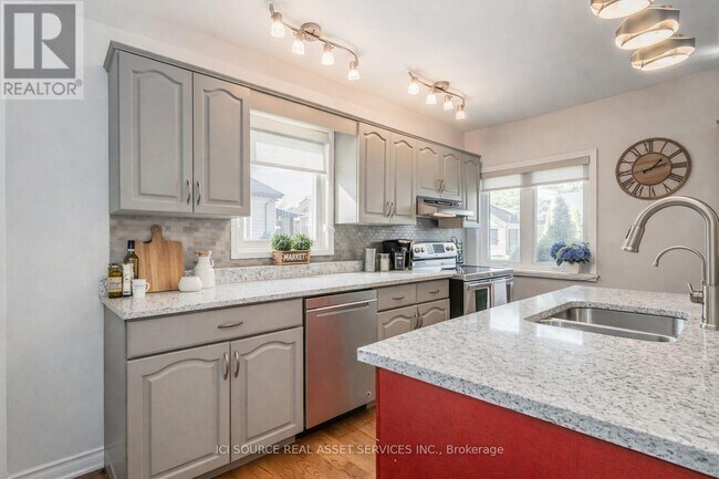 Photo - 192 Edwin St