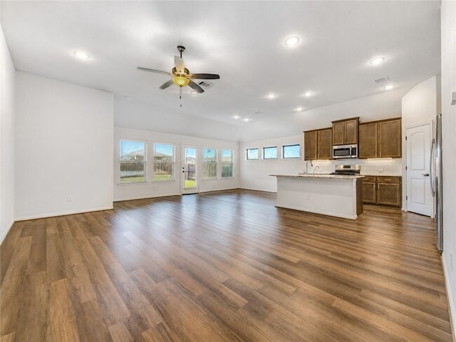Photo - 101 Sunray Creek Dr