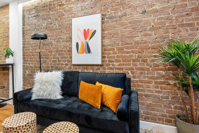 Photo - 829 9th Ave Unidad ID1261203P