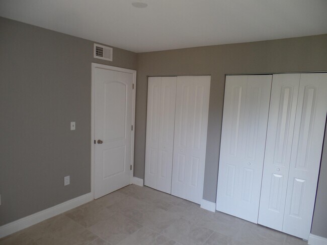 Photo - 2647 NW 33rd St