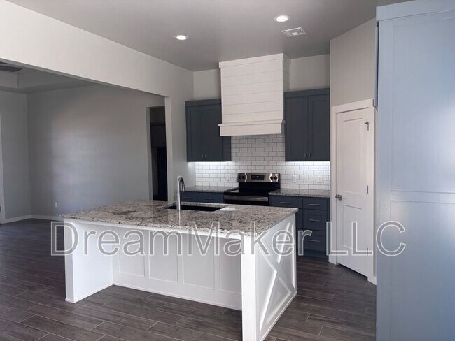 Photo - 1016 Apple Blossom Wy