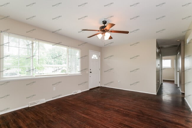 Photo - 2280 Pheasant Dr