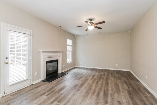 Photo - 6136 Planters Wood Ln