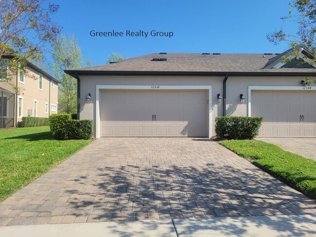 Photo - Beautiful 3 bed, 2.5 bath end-unit townhome in sought-after Starkey Ranch! Bonus Flex Room!
