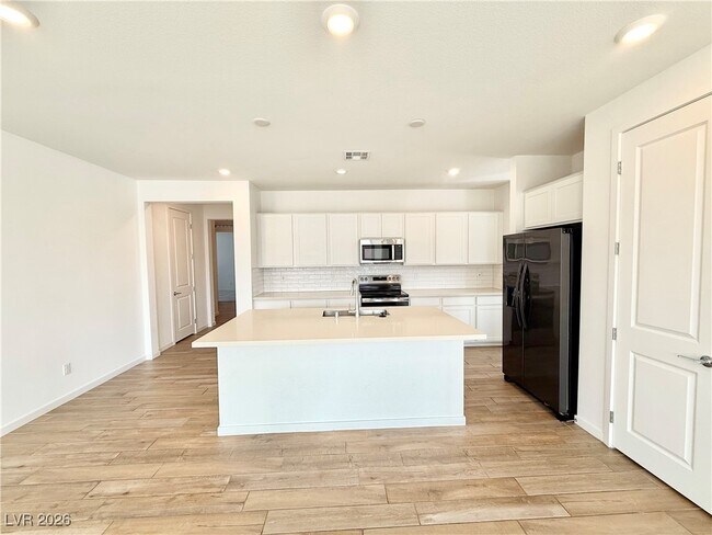 Photo - 5407 Splendido Ave