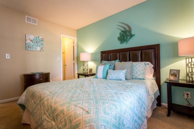 2 Bedroom