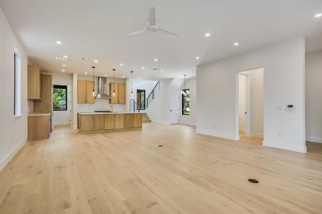 Photo - 4515 Jinx Ave