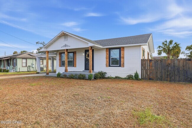 Photo - 1808 Chestnut Ave